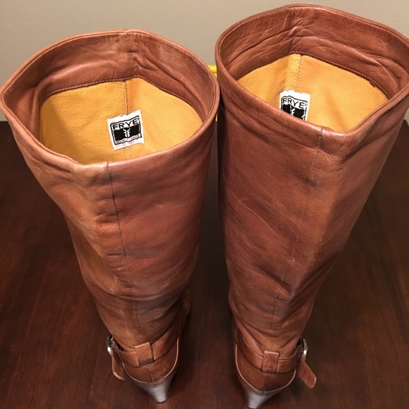 ••HP•• Frye Bethany Strappy Softie Boots - Picture 3 of 8